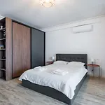 Kondo Studio I Roka Residence, Timpuri Noi Lägenhet Bukarest