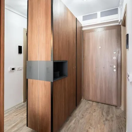 Kondo Studio I Roka Residence, Timpuri Noi * Boekarest