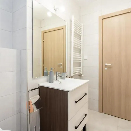 Kondo Studio I Roka Residence, Timpuri Noi Bukarest