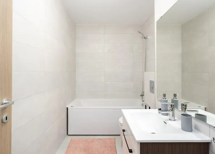 Kondo Studio I Roka Residence, Timpuri Noi 아파트