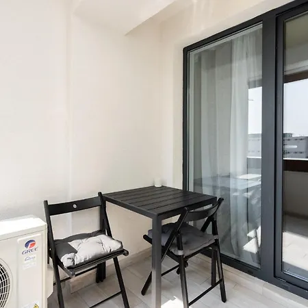 Daire Kondo Studio I Roka Residence, Timpuri Noi Bükreş