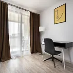 公寓 Kondo Studio I Roka Residence, Timpuri Noi