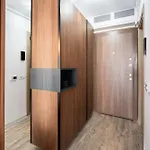 Kondo Studio I Roka Residence, Timpuri Noi * 布加勒斯特