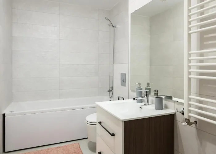 Apartament Kondo Studio I Roka Residence, Timpuri Noi *